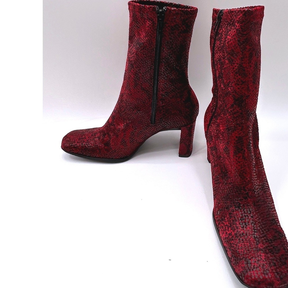 Bakers Sally Red Snakeskin Print Ankle Boots Block Heel Women's Size 10 NWOT